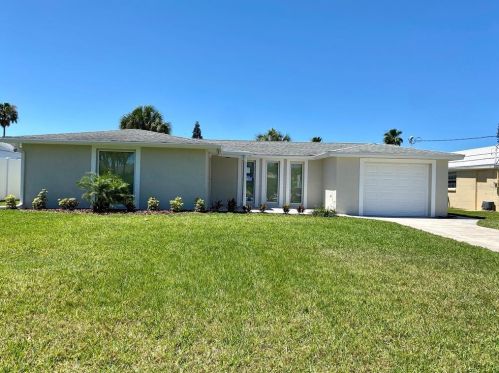 3942 Floramar Ter, New Port Richey, FL 34652-3166