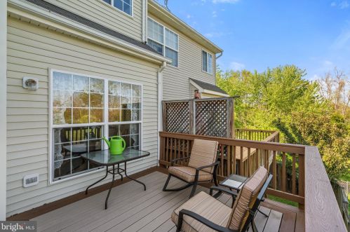 14238 Hunters Run Way, Gainesville VA  20155-4408 exterior