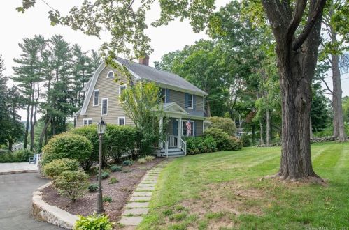 230 Whisconier Rd, Brookfield Center, CT 06804-1820
