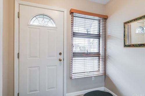 55 Spruce Ave, Bethpage NY  11714-1328 exterior