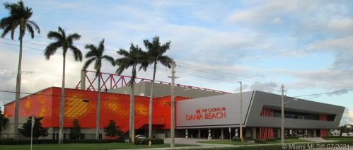 431 3rd St, Dania Beach FL  33004-4743 exterior