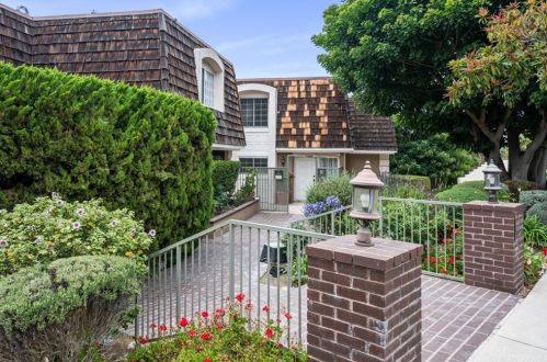 29707 Island View Dr, Palos Verdes Estates CA  90275-4656 exterior