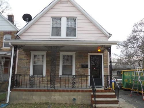 77 Coley St, Woodbridge, NJ 07095-2826