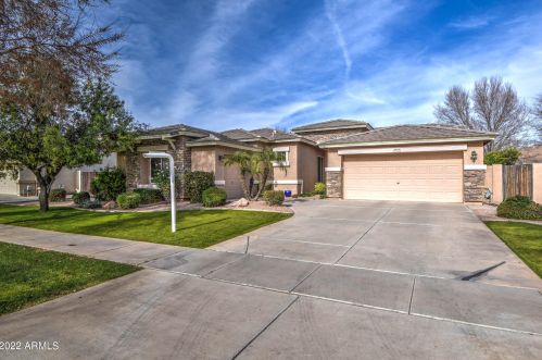 2920 Cullumber St, Gilbert, AZ 85234-6348