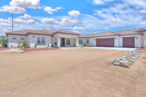 3219 196th Dr, Buckeye, AZ 85326-4804