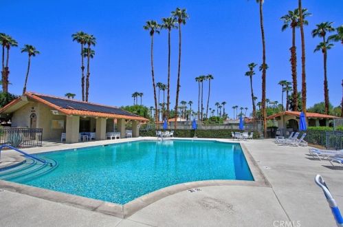 64 Sierra Madre Way, Rancho Mirage CA  92270-3933 exterior