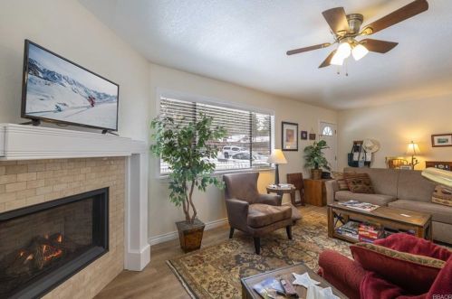 1068 Sierra Ave, Big Bear City CA  92314-9510 exterior