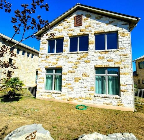 592 Fm 967, Creedmoor, TX 78610-2400