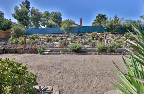 1124 Lostinda St, El Cajon CA  92019-3255 exterior