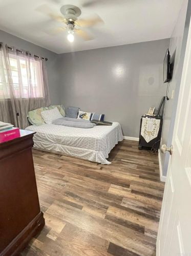 240 Ledgewood, San Diego CA 92114-7233 exterior