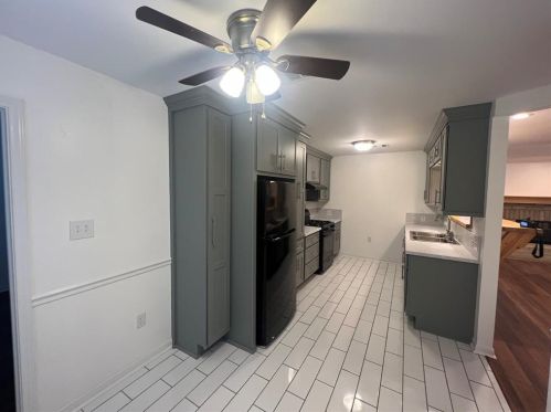 2911 Hamm Rd, Pearland, TX 77581-5549
