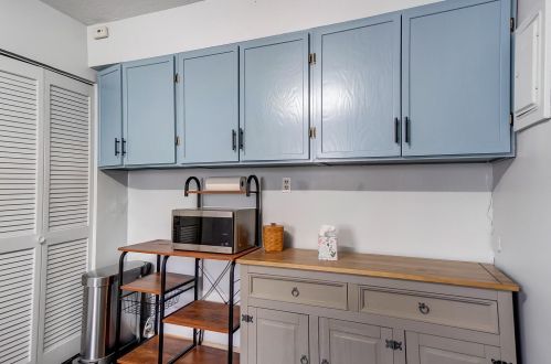 914 Barker Dr, Springfield OH 45505-2712 exterior