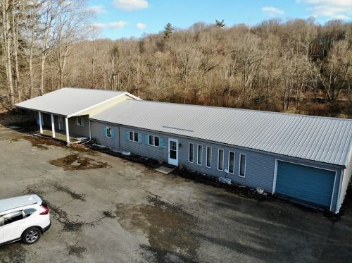5352 Franklin St, Sandy Lake, PA 16145-3634