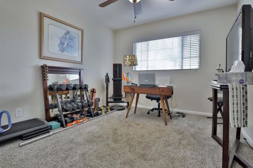 6832 Airoso Ave, San Diego CA  92120-5323 exterior