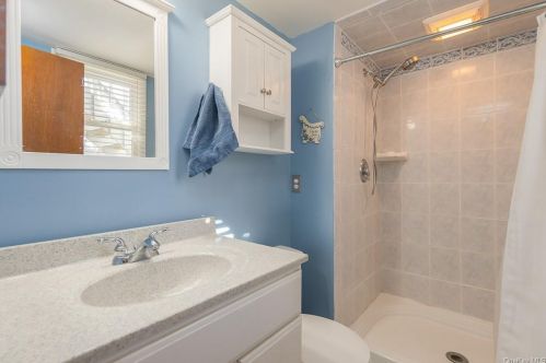 3 Harriman Ct, Garnerville NY  10923-1334 exterior