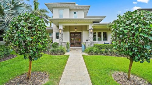 135 9th Ave, Saint Petersburg, FL 33701-1813