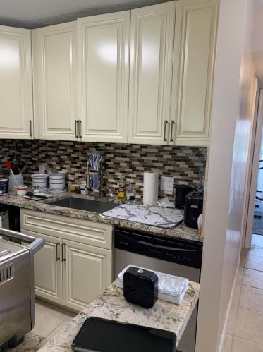 126 Somerset G, West Palm Beach, FL 33417-2121