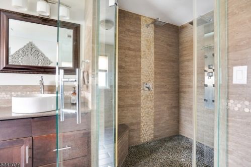 22 Glenview Rd, Nutley NJ  07110-2112 exterior