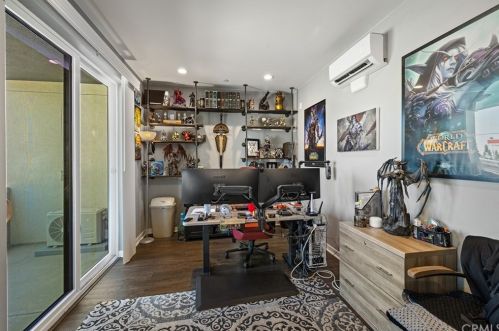 2812 Glassell St, Orange CA  92865-1002 exterior