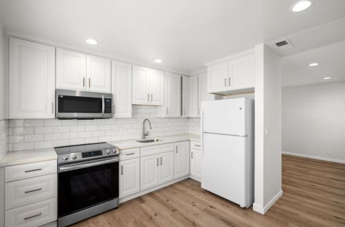 4397 Blackford Ave, San Jose, CA 95129-2004