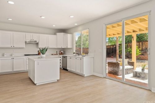 35937 Arnett Rd, Wildomar CA  92595-7654 exterior