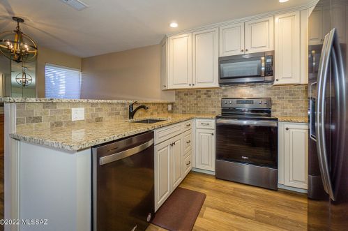 1118 Abrego Dr, Green Valley AZ  85614-3635 exterior