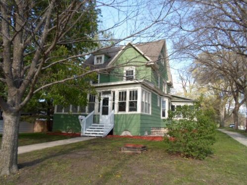 513 Section Ave, Cherry Grove, MN 55975-1518