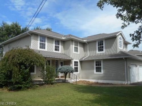 119 Sampson St, Bellevue, OH 44811-1739