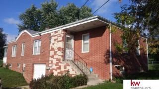 6945 Bedford Ave, Omaha, NE 68104-3120