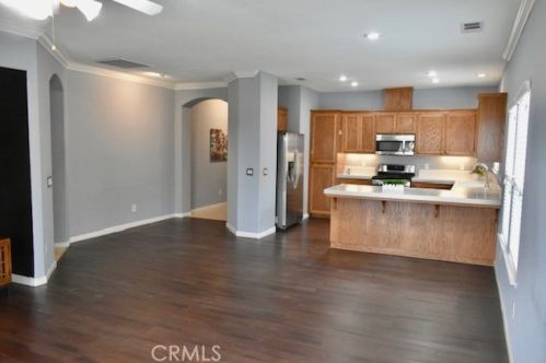 2994 La Vina Cir, Los Banos CA  93635-9497 exterior