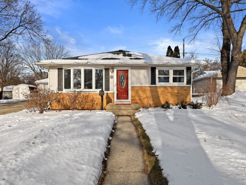 1110 Evergreen Dr, Waukesha WI  53188-2318 exterior