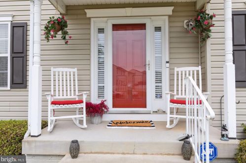 35285 River Bend Dr, Locust Grove, VA 22508-3112