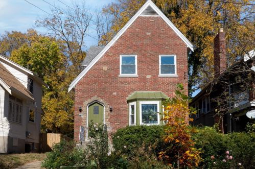 748 Beechwood Ave, Cincinnati OH  45232-1716 exterior