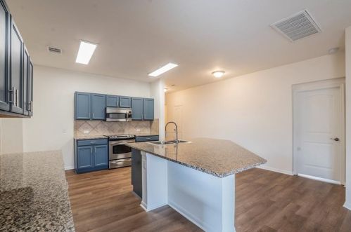 15112 Bullbrier Rd, Austin TX  78724 exterior