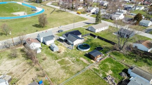 1339 Willard St, Washington Ch OH  43160-2373 exterior