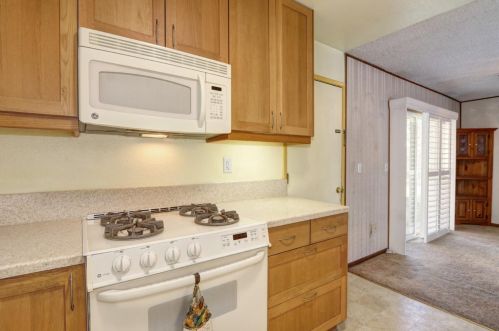 945 Quiet Way, Rio Linda CA  95673-1520 exterior