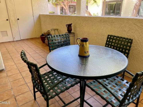 2043 Majorca Dr, Oxnard CA exterior