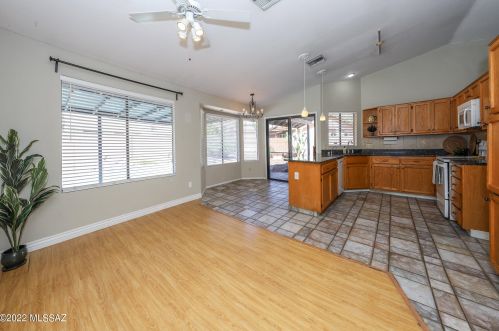 1480 Cyn Shadows Ln, Tucson AZ 85739-1096 exterior