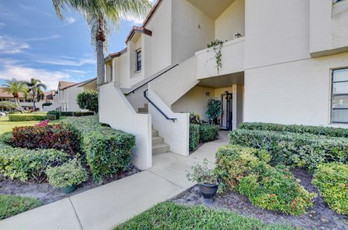 5777 Parkwalk Dr, Boynton Beach, FL 33472-2309