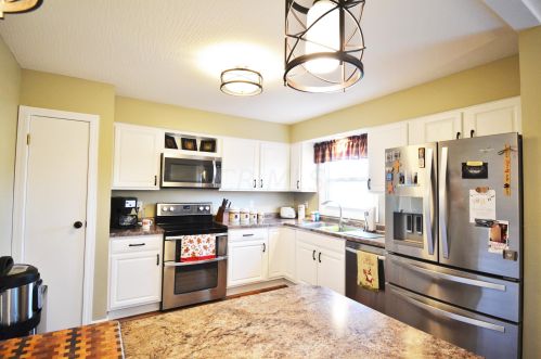 820 Chambord Cir, Marion OH  43302-6733 exterior