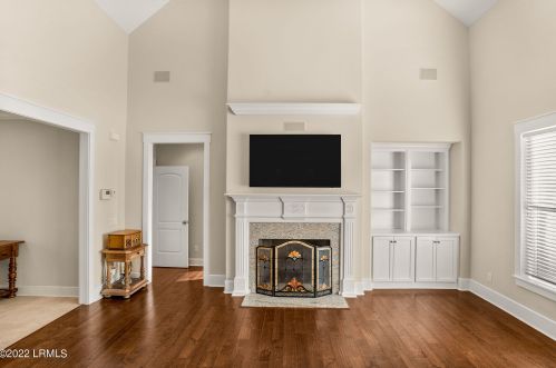 700 Sunset Cir, Beaufort SC  29906-9426 exterior