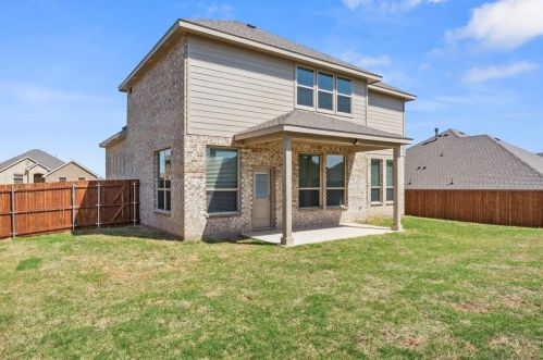 1105 Whispering Hills Dr, Midlothian TX  76063-6603 exterior