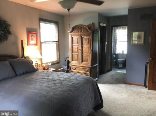 1331 Westminster Dr, Downingtown PA  19335-3652 exterior