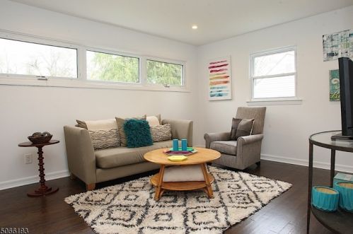 15 Carlton Dr, Montclair NJ  07043-2603 exterior