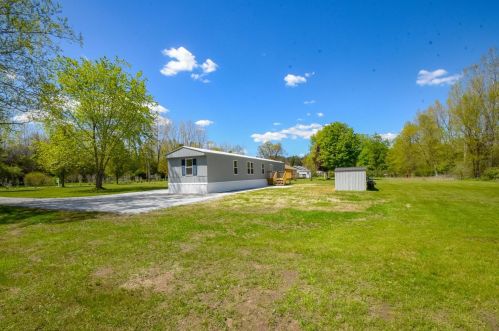 3658 750, Bass Lake IN  46534-8429 exterior