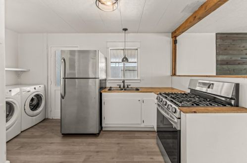 153 Sage St, Citrus Heights, CA 95621-0264