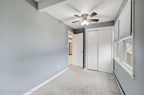 127 Cedar Ave, Middletown NJ  07748-5503 exterior