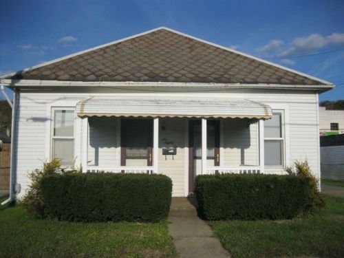 682 Jackson St, Nelsonville, OH 45764-1340