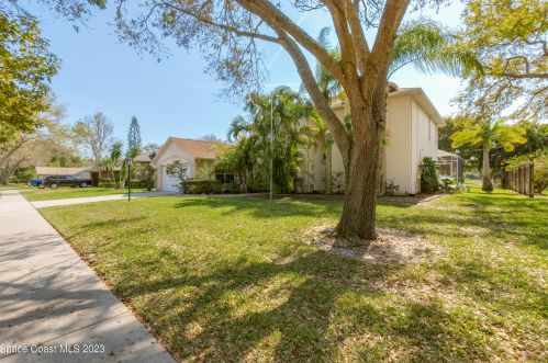 3407 Fort Nelson Ln, Melbourne FL  32934-2902 exterior