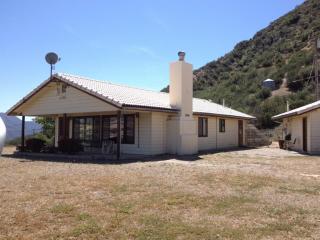 3986 Us Highway 138, Phelan, CA 92371-8848